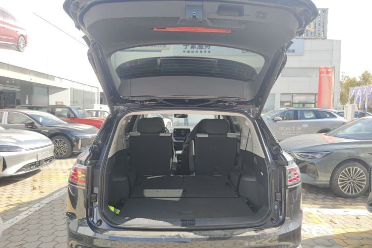 Used Volkswagen ID.6 CROZZ 2022 Long-Range PRO Edition
