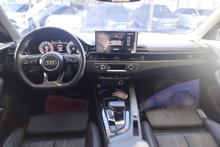 Used Audi A4L 2023 40 TFSI Luxury Dynamic Model
