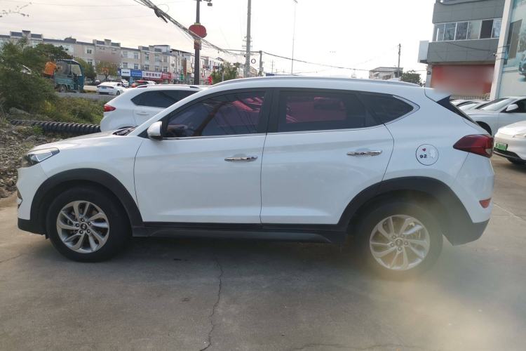 Used Hyundai Tucson 2015 1.6T Dual-Clutch Two-Wheel-Drive Smart Model