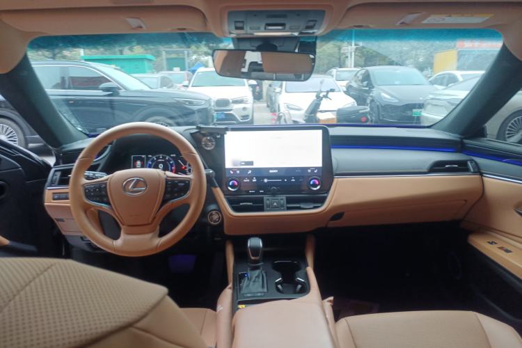 Used Lexus ES 2025 200 Premium Edition