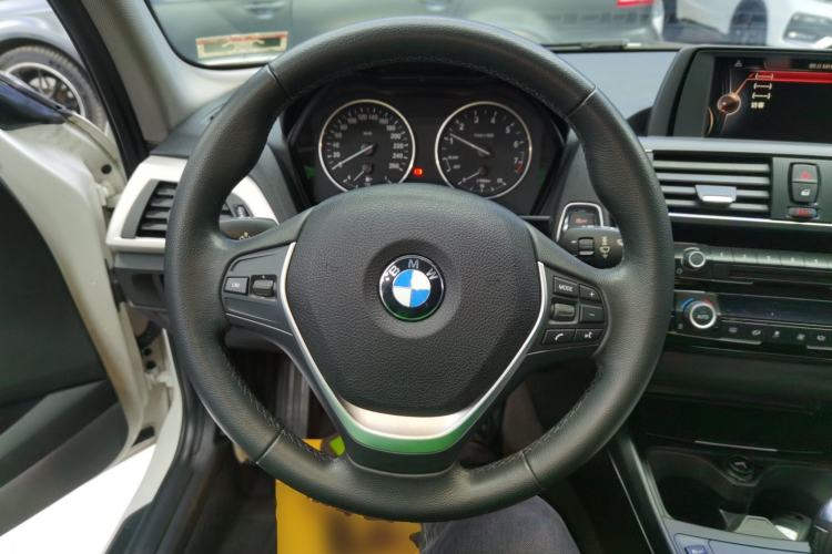 Used BMW 1 Series 2015 120i Leading Model