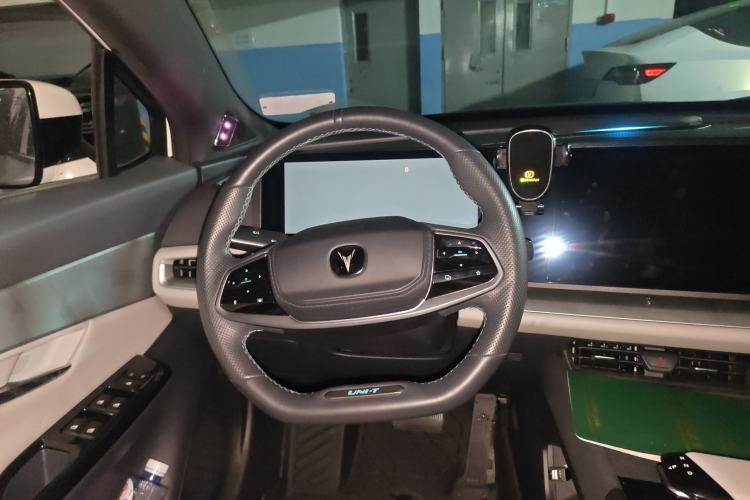 Used Changan UNI-T 2023 2nd Generation 1.5T Flagship Version
