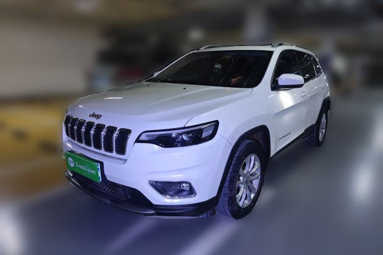 Used Jeep Cherokee 2019 2.0T Two-Wheel Drive Smart Enjoyment Version China VI