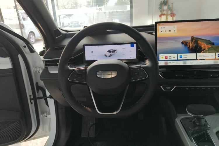 Used Geely Auto Preface 2025 Dongfang Yao 1.5TD Kunlun Edition
