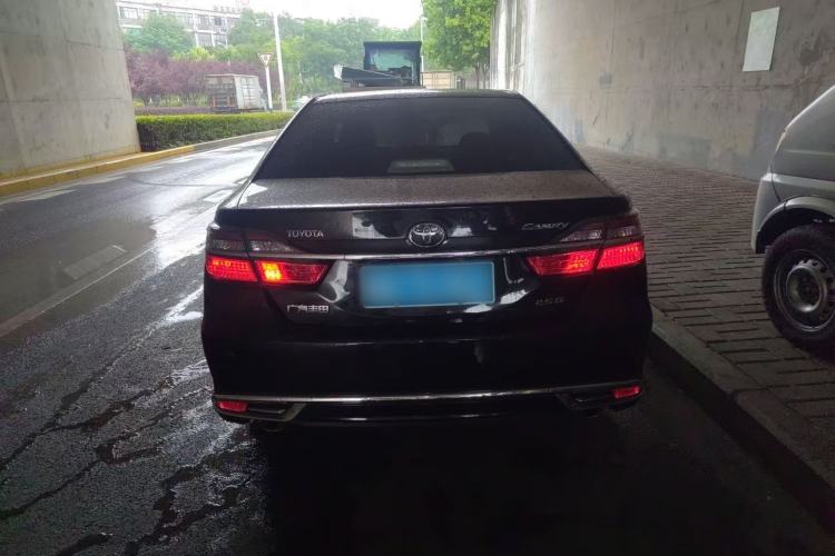 Used Toyota Camry 2016 2.5G 10th Anniversary Deluxe Navigation Edition
