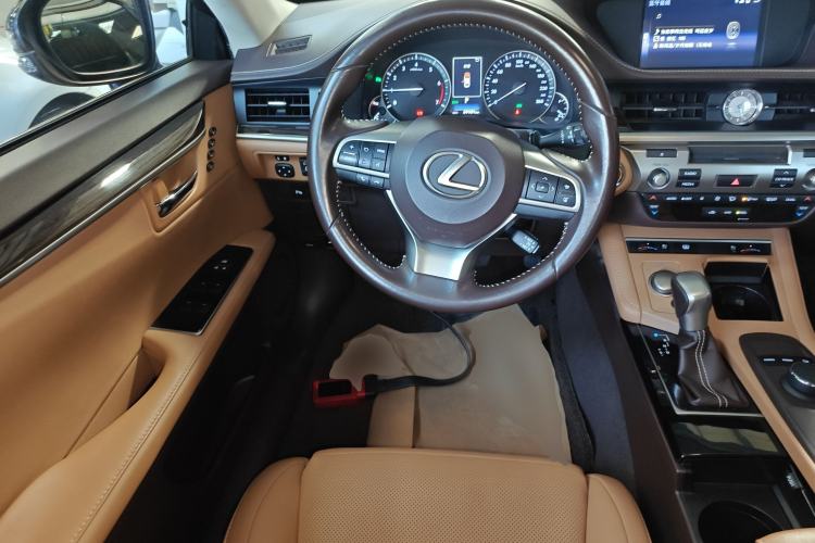 Used Lexus ES 2015 250 Elegant Edition