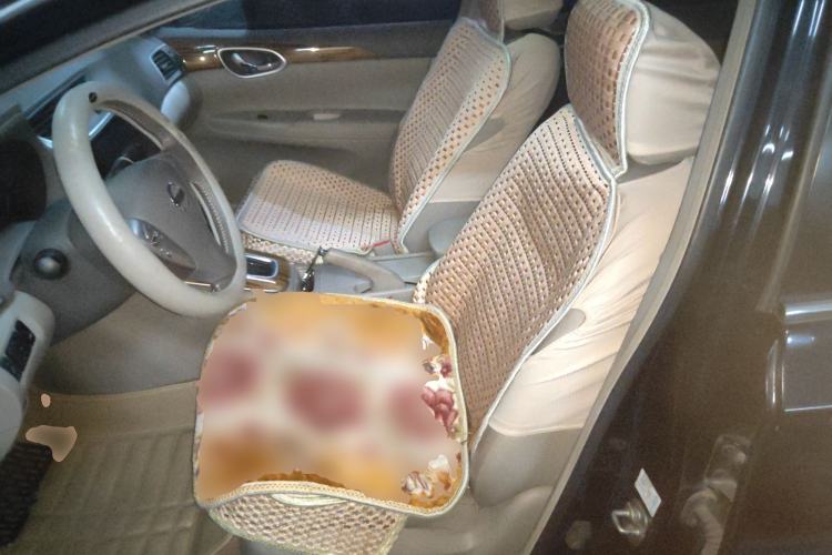 Used Nissan Sylphy 2014 1.6XV CVT Deluxe Edition
