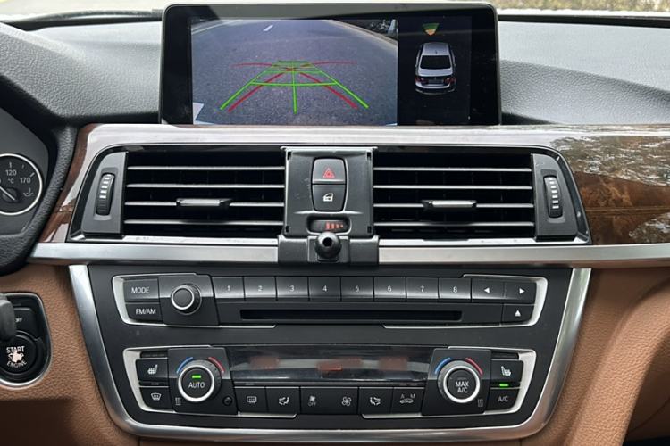 Used BMW 3 Series 2013 320Li Luxury Design Package
