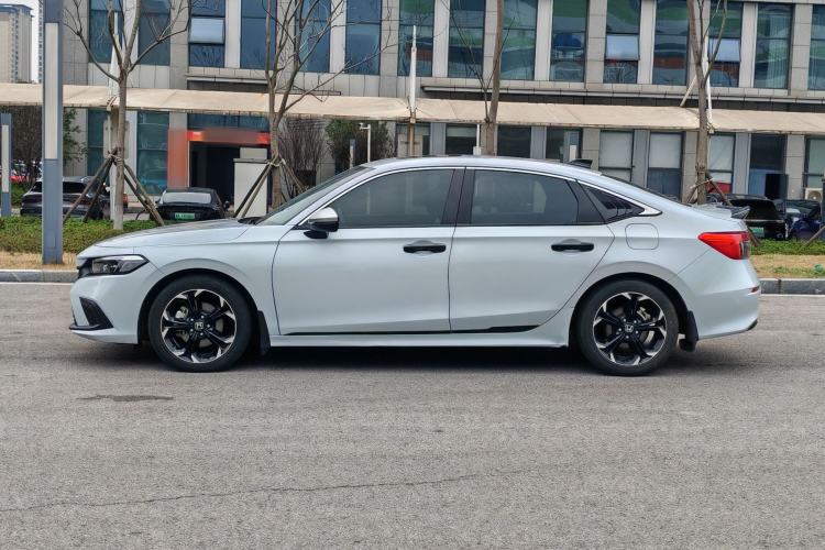 Used Honda Civic 2023 2.0L eHEV Sharp Edition
