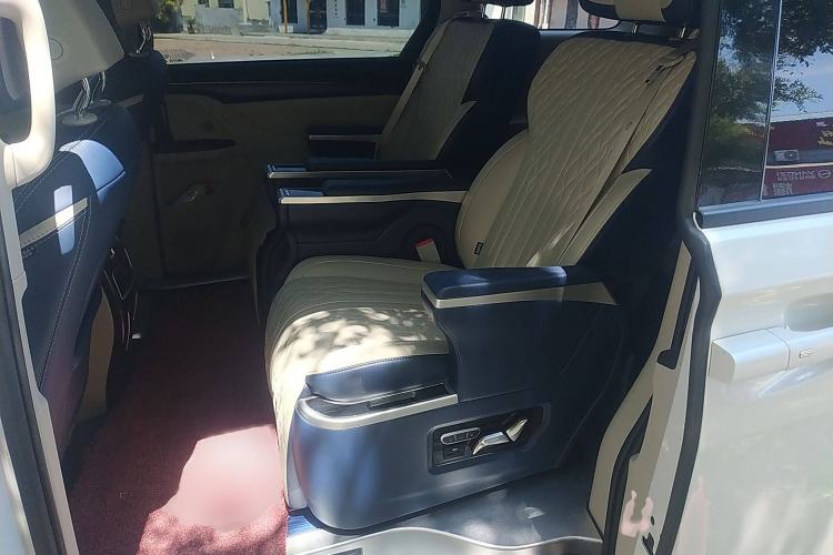 Used Buick GL8 2023 ES Lu Zun Comfort Model
