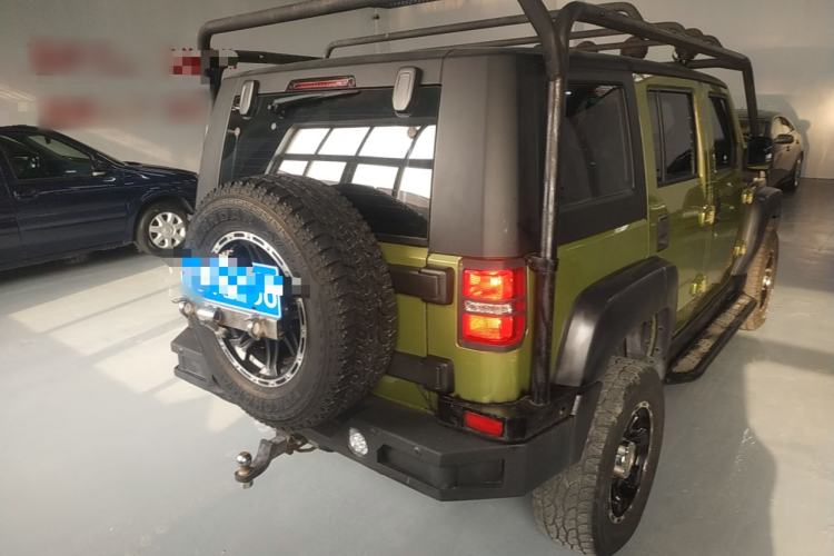 Used  BJ40 2016 40L 2.3T Automatic All-Wheel Drive Premium Edition
