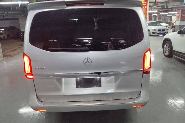 Used Mercedes-Benz V-Class 2016 V 260 Avantgarde Edition