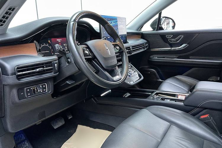 Used Lincoln Corsair 2020 2.0T Two-Wheel Drive Luxury Edition
