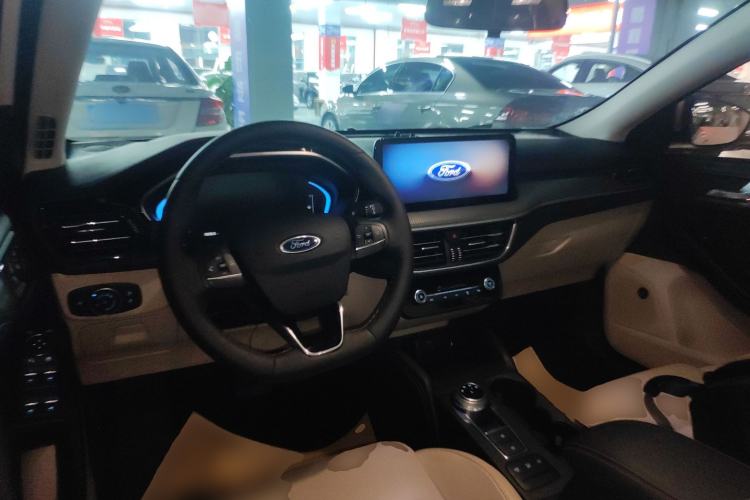 Used Ford Focus 2021 Sedan EcoBoost 180 Automatic Trendy Model