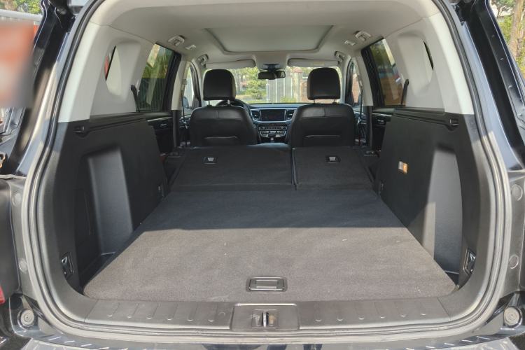 Used GAC Trumpchi GS7 2017 320T Two-Wheel-Drive Luxury Smart Connectivity Model
