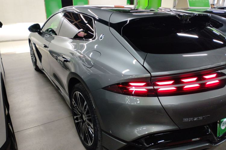 Used Denza Z9GT 2024 1100 Four-Wheel Drive Ultra Version
