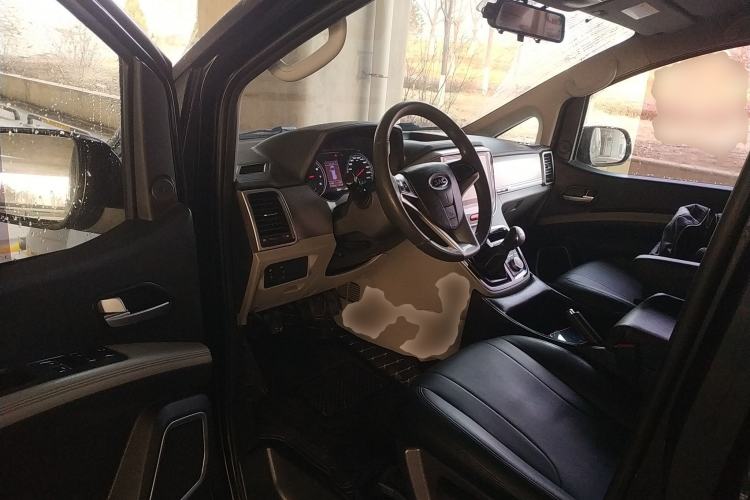 Used  M4 2016 2.0L manual Comfort trim level