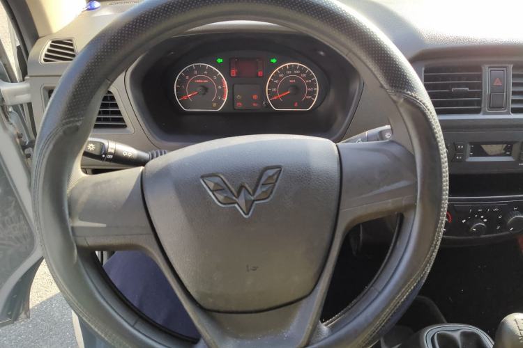 Used Wuling Rongguang S 2023 1.5L Base Version 5/7 Seats