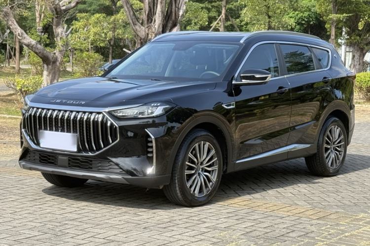 Used JETOUR X70 PLUS 2023 1.5T DCT Brave PLUS 5-Seater
