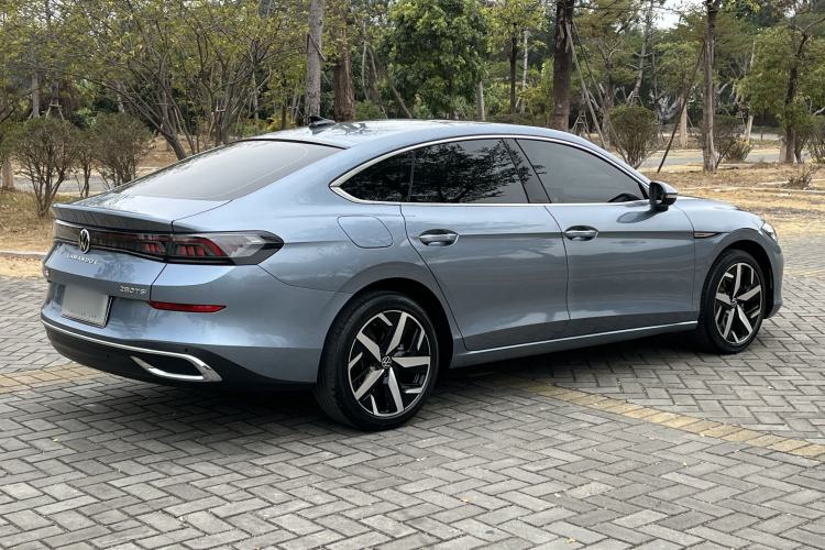 Used Volkswagen Lamando 2022 Lavida L 280TSI DSG Cool & Spicy Edition
