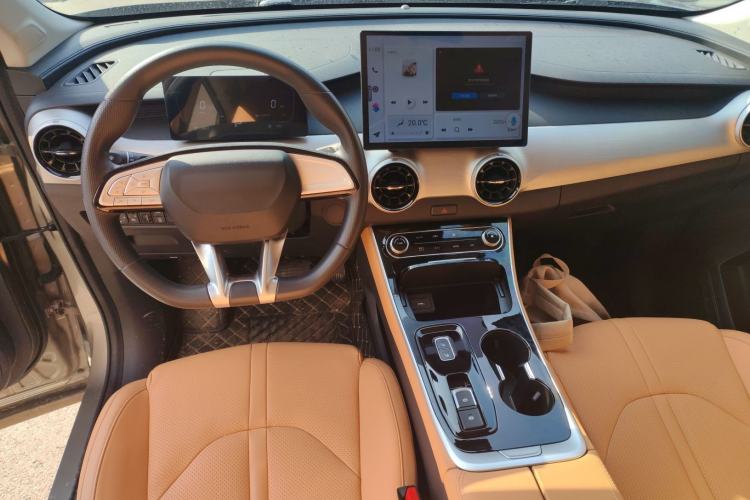 Used FORTHING Xinghai X5 
