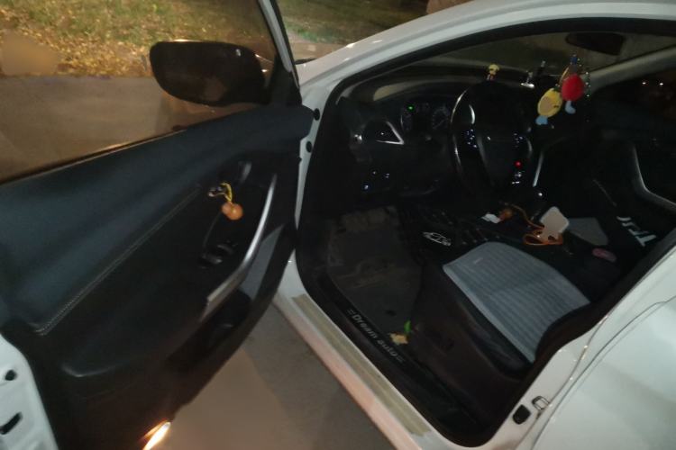 Used Venucia T90 2018 2.0L CVT Smart Connect Prestige Version China VI Standard
