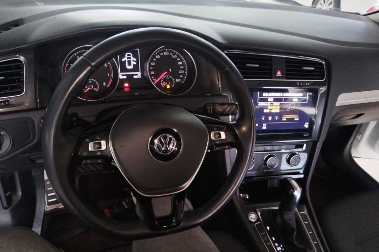 Used Volkswagen Golf 2020 Zhiai Edition 280TSI DSG Comfort Model