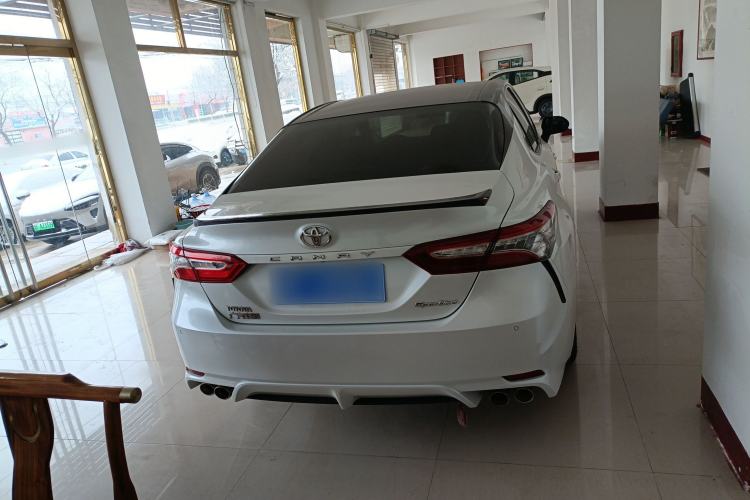 Used Toyota Camry 2018 2.0S FENGSHANG Edition
