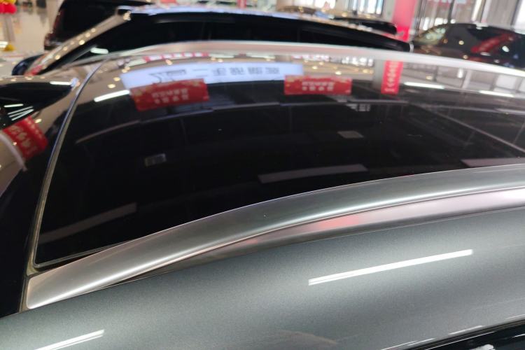 Used Zeekr 7X 2025 100 kWh Long-Range Rear-Wheel Drive with Intelligent Driving Features