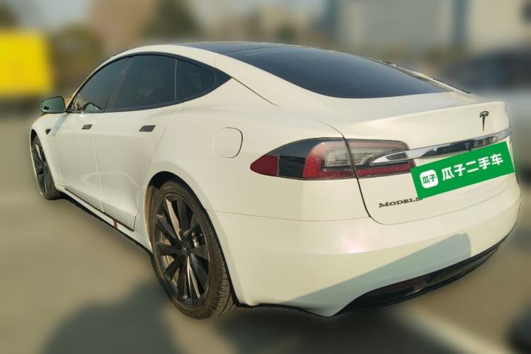 Used Tesla Model S 2019 Long-Range Version
