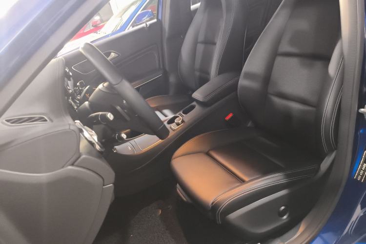 Used Mercedes-Benz GLA 2018 GLA 200 Fashion Model