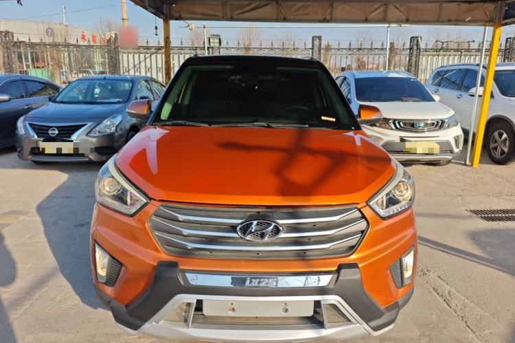 Used Hyundai ix25 2015 1.6L Automatic Two-Wheel-Drive Deluxe DLX Model