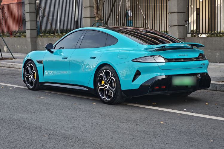 Used  SU7 2024 Four-Wheel Drive Ultra-Long Range Advanced Intelligent Driving Max Edition
