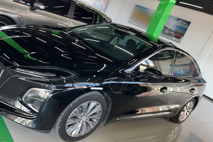 Used Hongqi E-QM5 2023 620km PLUS
