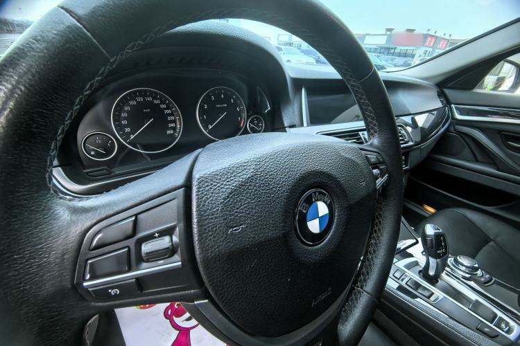 Used BMW 5 Series 2014 520Li Elegant Model