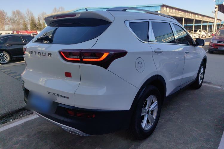 Used JETOUR X70M 2021 1.5T DCT Luxury Partner Model 7 Seats