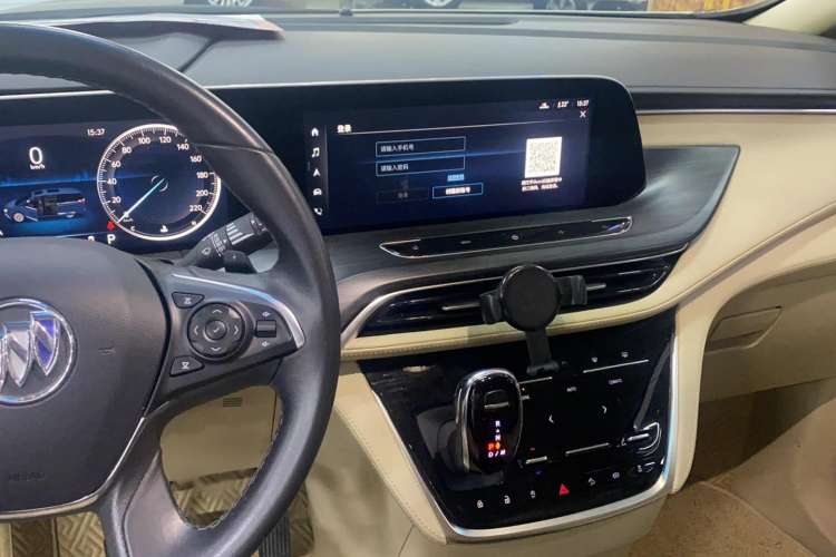 Used Buick GL8 2022 ES Landtrek 653T Luxury Edition

