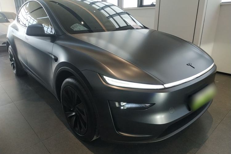 Used Tesla Model Y 2025 Rear-Wheel-Drive Version
