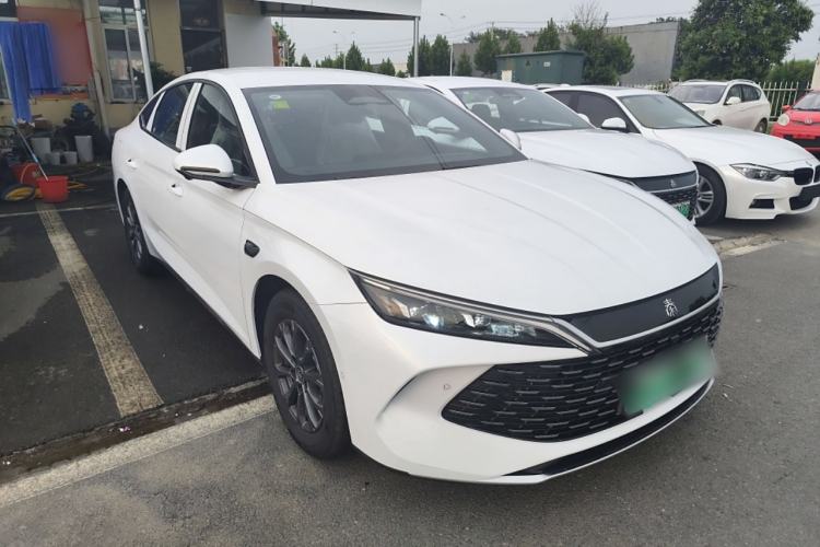 Used BYD Qin L 2025 DM-i Smart Drive 80KM Leading Model
