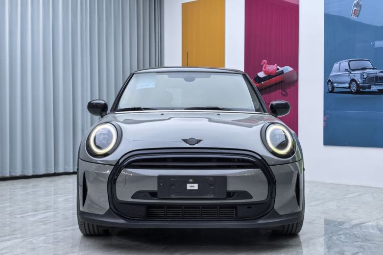 Used  MINI 2023 1.5T COOPER Artist
