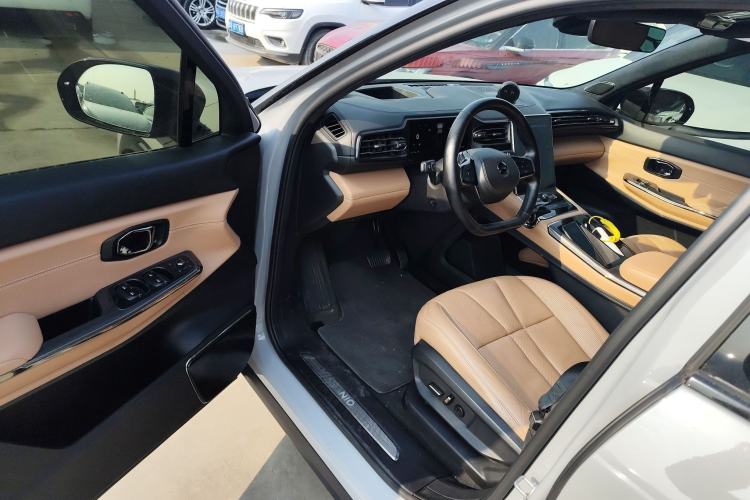 Used Nio ES8 2020 415 km Signature Edition 6-Seater Version
