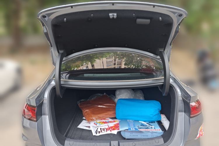 Used BYD Qin L 2025 DM-i Smart Drive 80KM Superior Model
