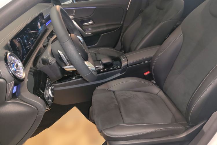 Used Mercedes-Benz A-Class 2021 A 200 L Sport Sedan Fashion Model
