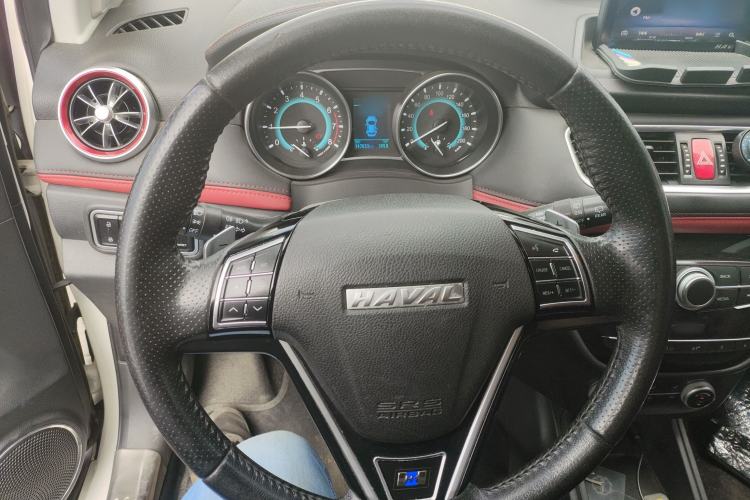 Used Haval H1 2017 Blue Label 1.5L AMT Luxury Model
