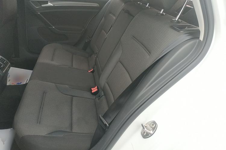 Used Volkswagen Golf 2017 230TSI Automatic Comfort Edition – Celebrating Milestone of One Million Units
