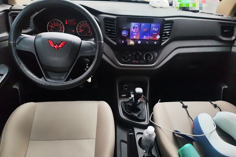 Used Wuling Hongguang V 2022 1.5L Jingqu Edition Electric-Assist LAR
