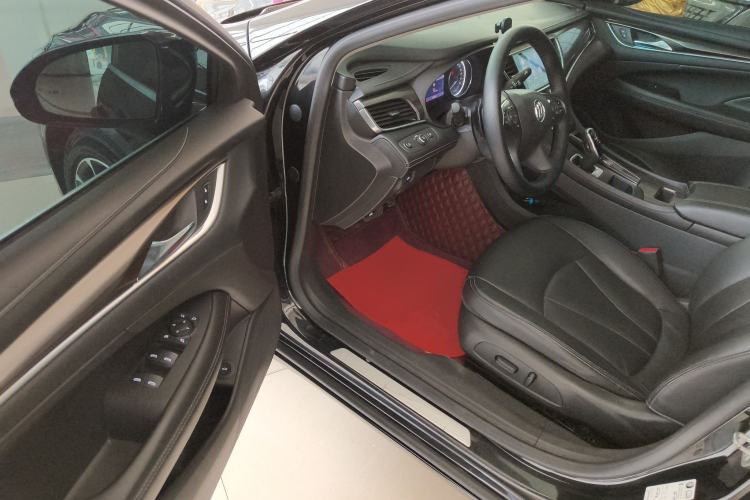 Used Buick LaCrosse 2019 28T Luxury Model