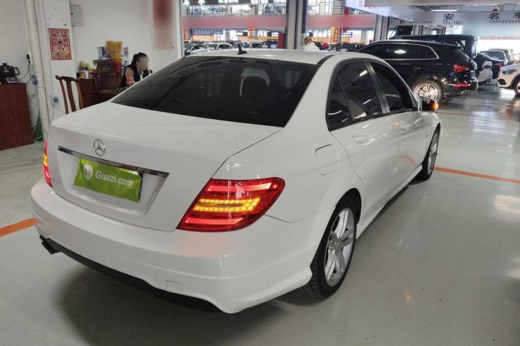 Used Mercedes-Benz C-Class 2013 C 180 Classic Grand Edition
