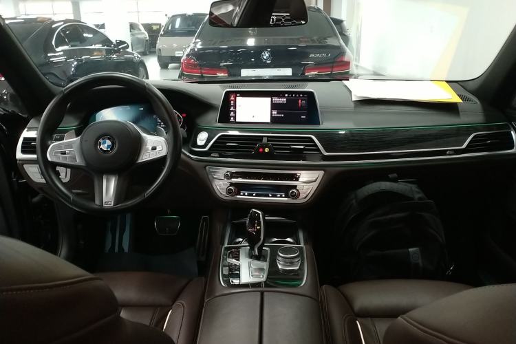 Used BMW 7 Series 2021 730Li M Sport Package
