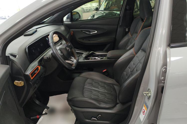 Used Changan UNI-T 2022 1.5T Prestige Version
